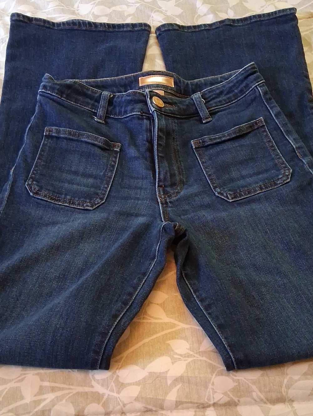 Kut From The Kloth Ana High Rise Flare Jeans. Size 2